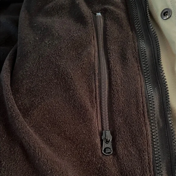 Columbia Men's Olive and Black Ski Jacket - Picture 12 of 16